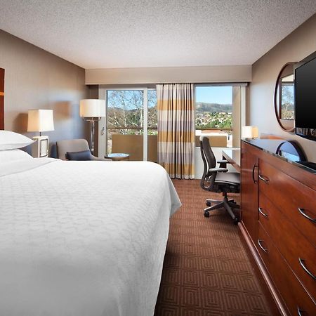 Sheraton Agoura Hills Hotel Esterno foto